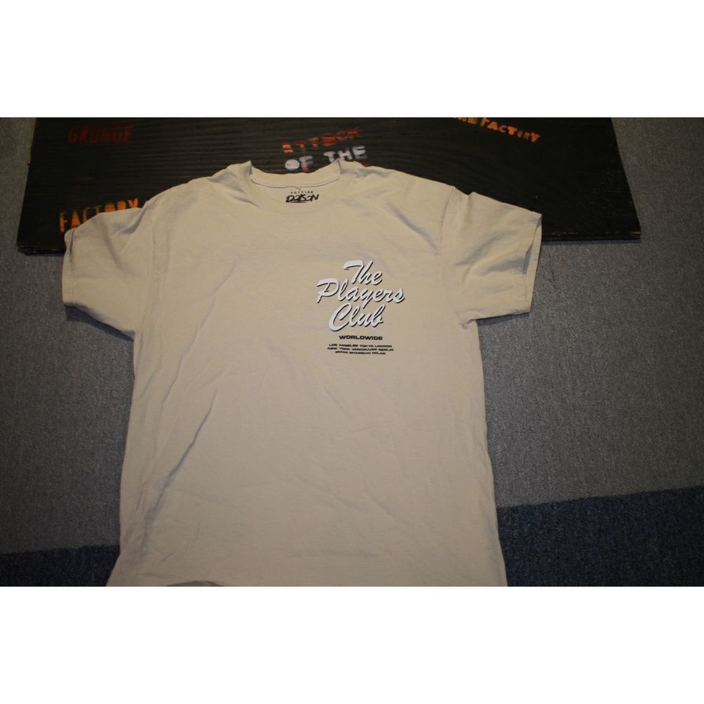 Popular Poison The Players Club Worldwide Beige T-Shirt - Size Large